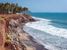 THE SPACE IN BETWEEN: A SOCIOPOLITICAL MAPPING OF KERALA COASTAL BORDER IN THE MEDIEVAL PERIOD