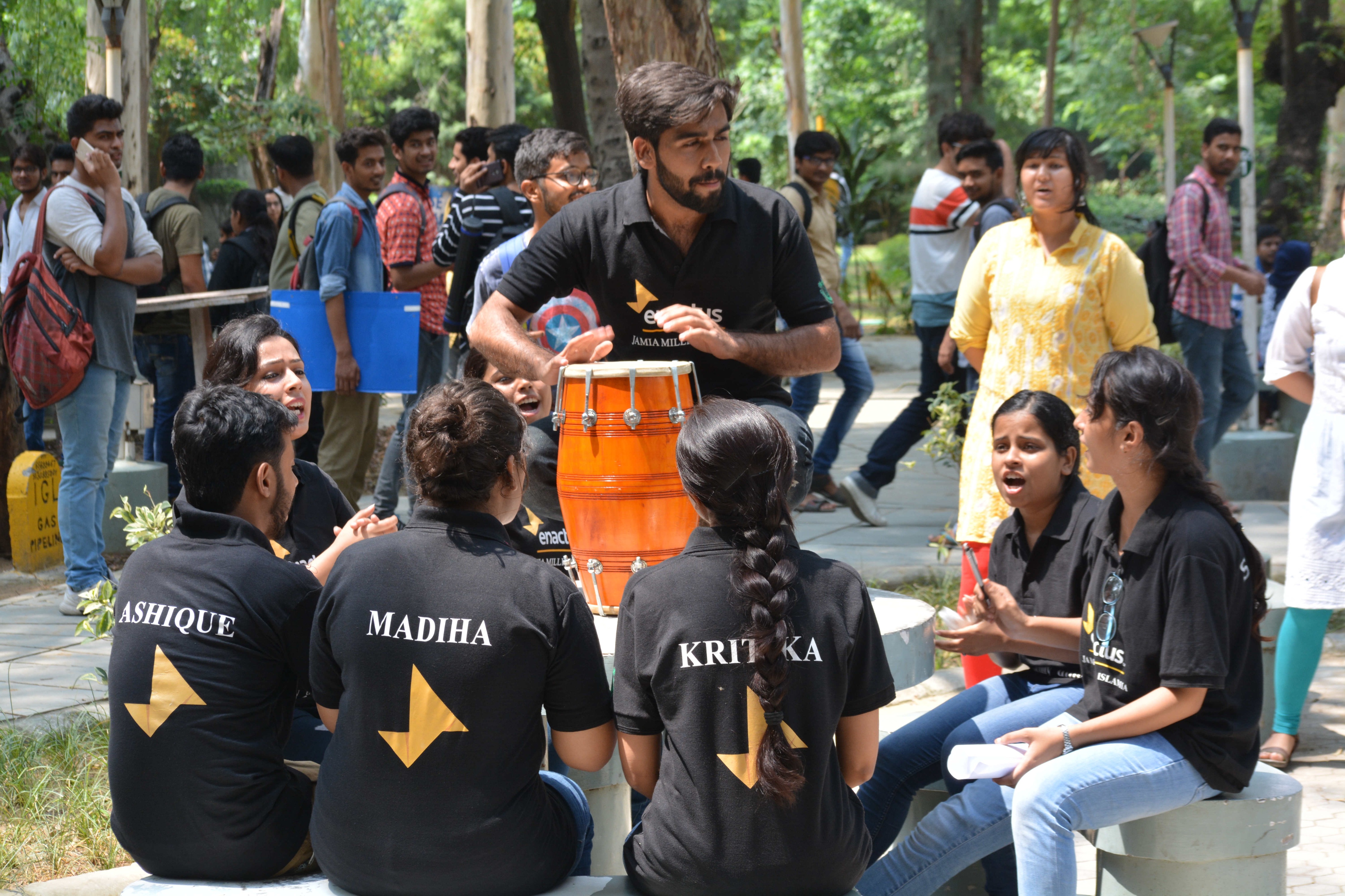 ckzlrh5a02rox0c634xxock4b