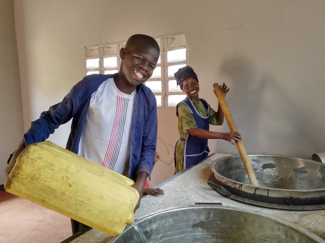 👧🏾👦🏾 Impact on the School Community