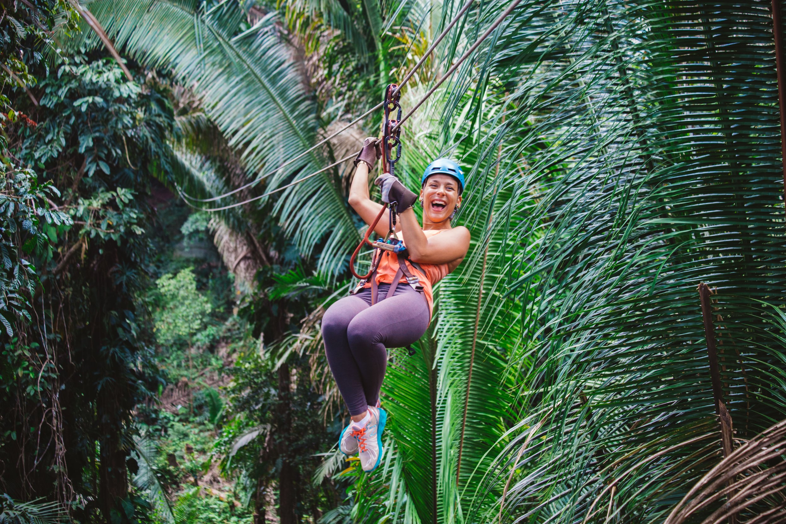 Zipline-in-Belize-Img1