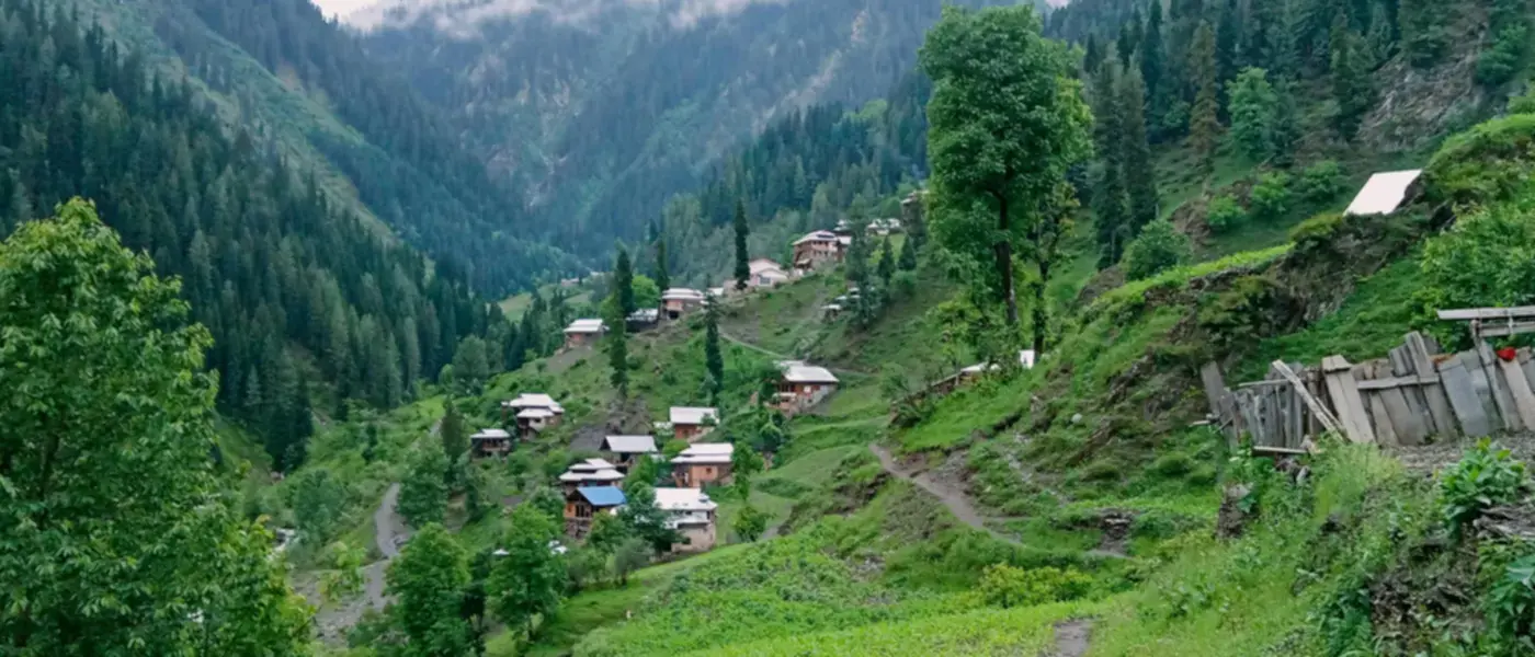Travel to Pakistan with at cheapest rates with Tracway