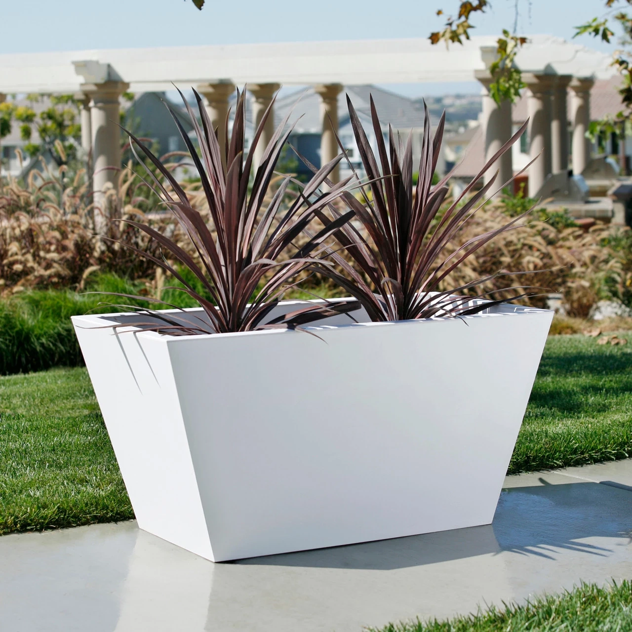 composite planters.webp