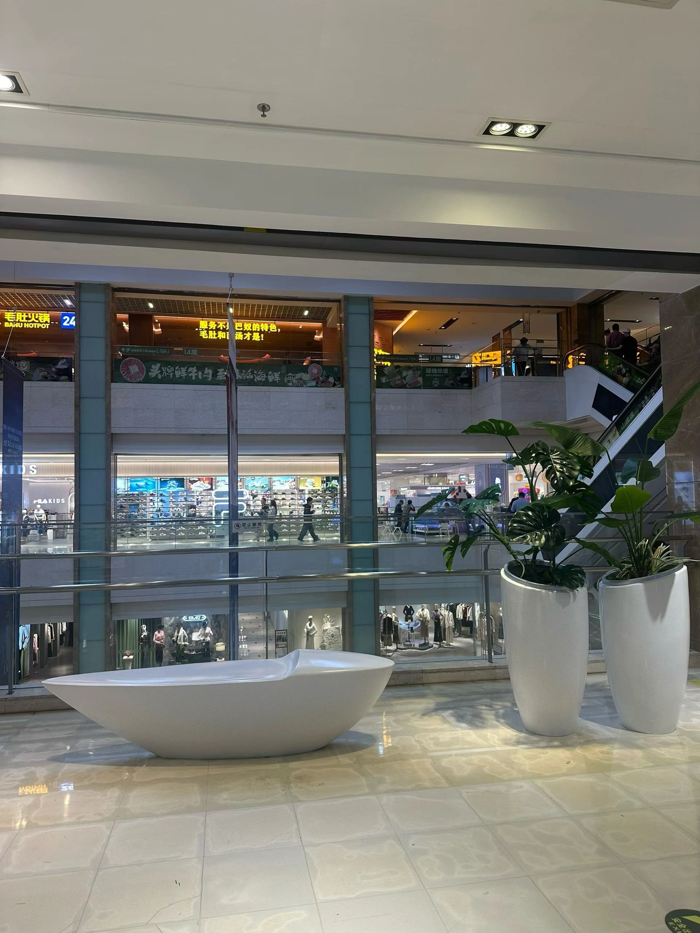 Why Fiberglass Planters Are Preferred for Commercial Landscaping Projects